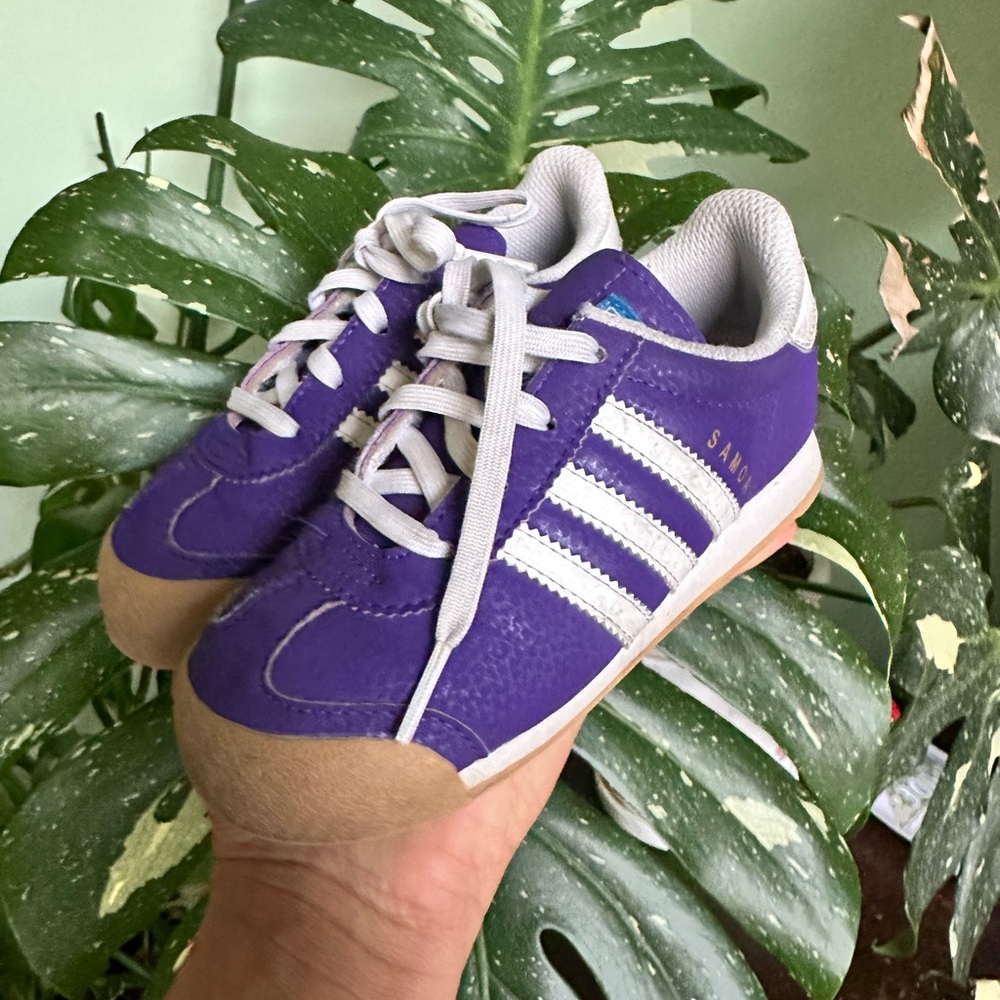 adidas Kids Purple and White Leather Sneakers with Gold Trefoil - Picture 3 of 7